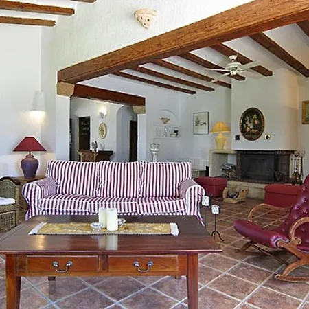El Olivar Apartment *